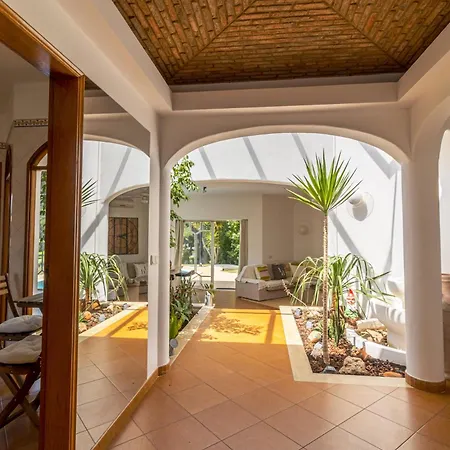 Villa With Golf View And Pool *